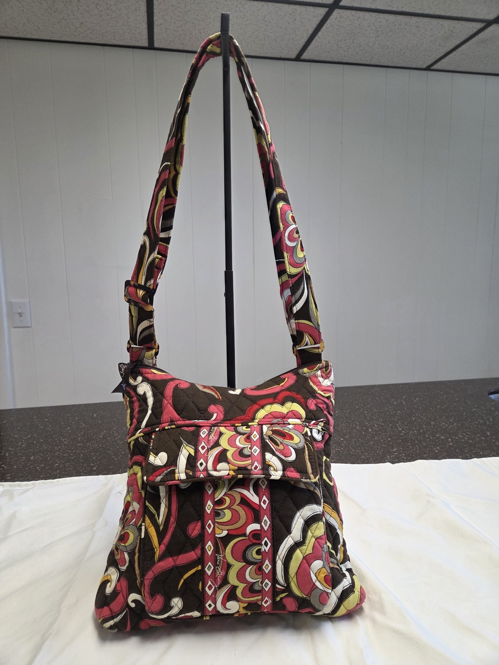 Vera Bradley Puccini Crossbody — Retired Pattern (2008–2009) — Quilted Floral